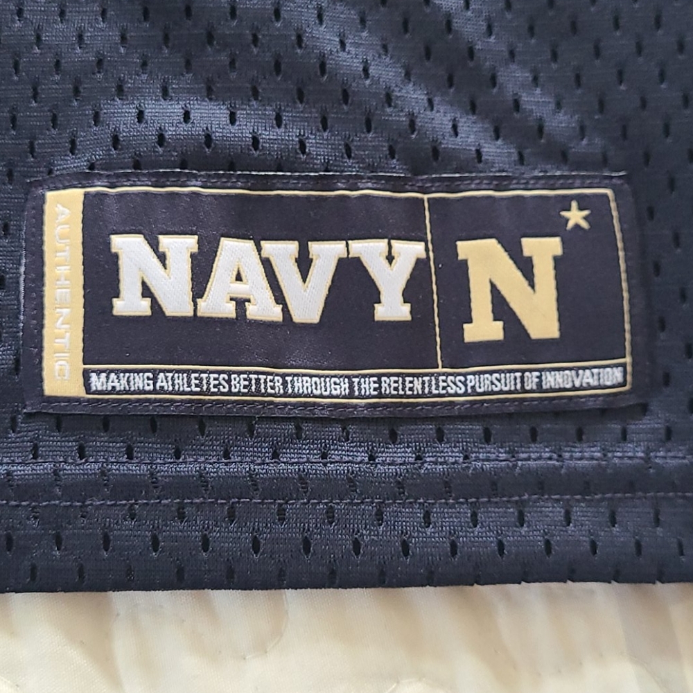 Navy under armour heat gear shirt - Picture 3 of 4